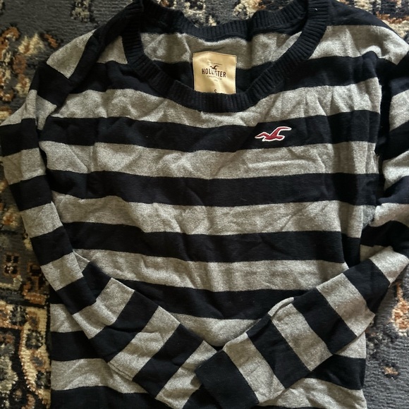 Hollister Sweaters - HOLLISTER Sweater